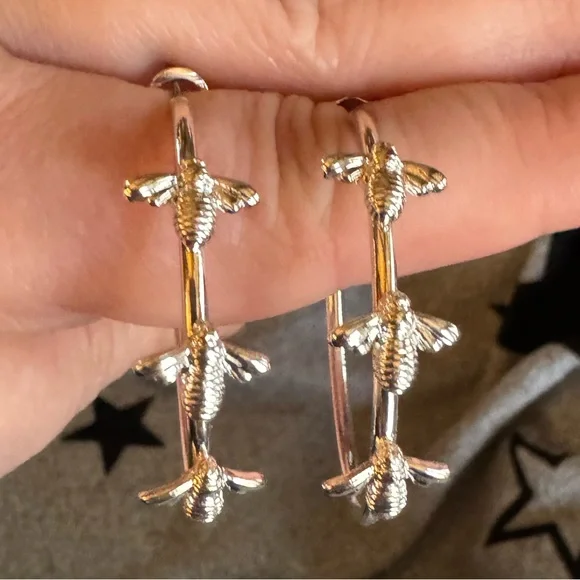 Joan Rivers Classics Collection Triple Bee Silver Hoop Earrings (NIB) 🐝 - Picture 7 of 13